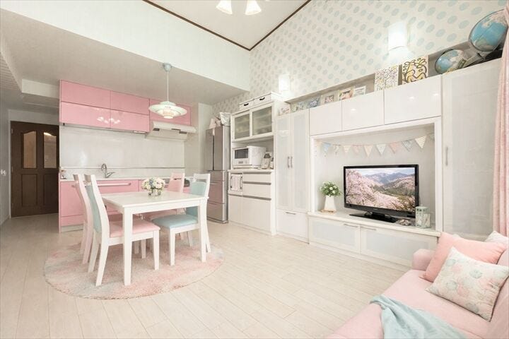 ※画像はイメージです。
実際の写真に家具や調度品をCG合成したものです。
(家具等は販売に含まれておりません)