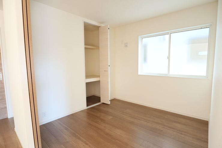 ◇洋室◇ 同仕様
客間としても使える1階独立洋室♪