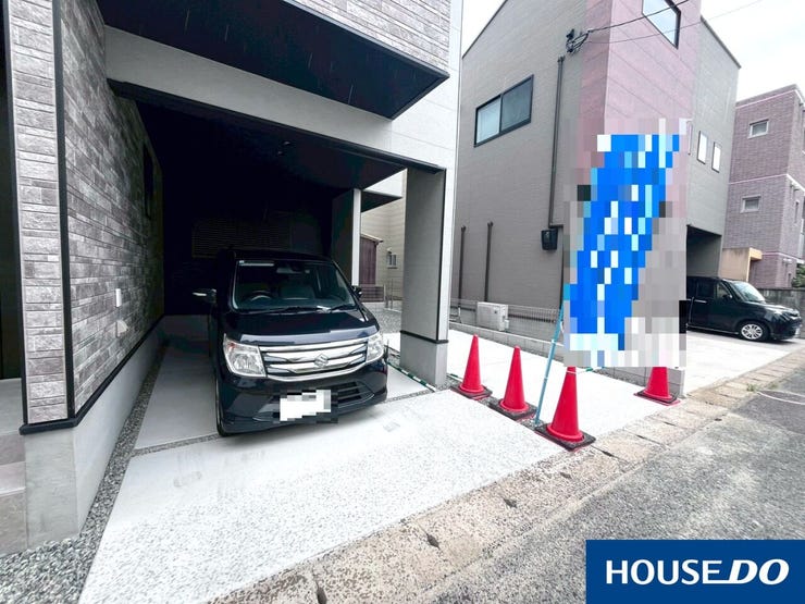 【駐車場】