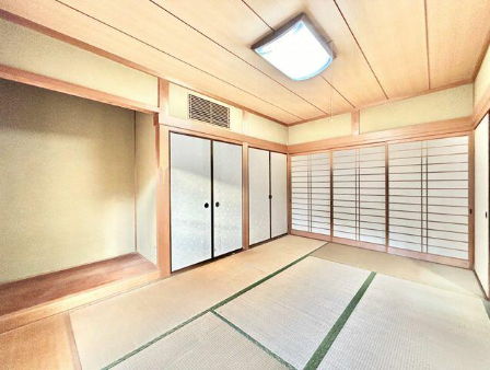 和室別アングルからの北側6畳