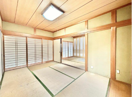 和室別アングルからの南側6畳