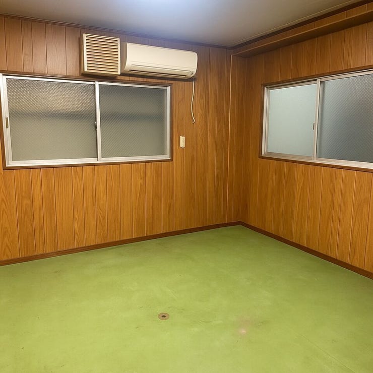 2階事務所
※家具消しの修正をしております。