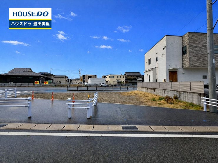 【外観】
【見学予約受付中】現地をご覧いただき、周辺環境なども一緒にご確認いただけます!