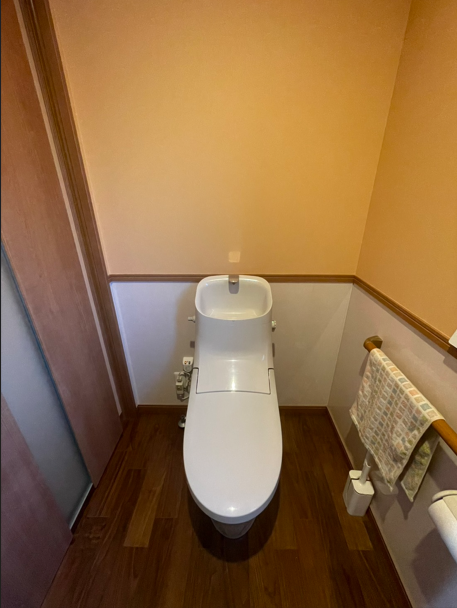 ゆとりがあり落ち着ける広さのトイレ