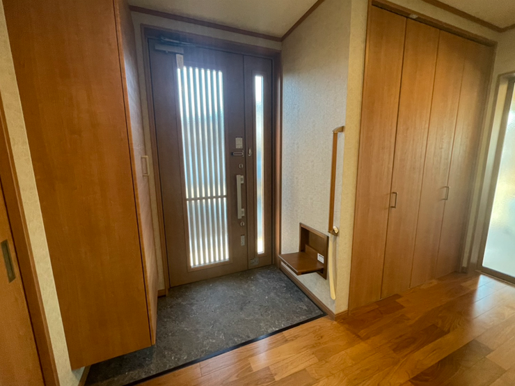 バリアフリー腰かけあり!手すりあり!