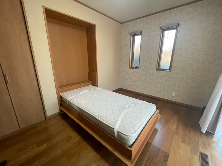 収納ベッド使用時の写真