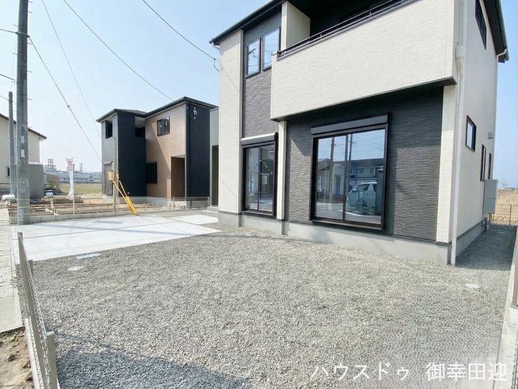 ■遊びと安らぎの多目的空間■子どもが安全に遊べ、ペットと触れ合い、大人も自然に癒やされる、暮らしを彩るスペースです。