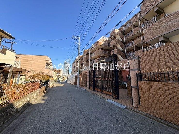 交通量も落ち着いており、小さなお子様がいるご家庭も安心してお出かけいただけます。