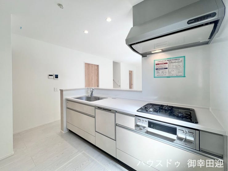 ■家族の「美味しい」が集まる舞台■高い機能性と美しいデザインを両立。料理する人も、待つ人も、笑顔になれる場所です。