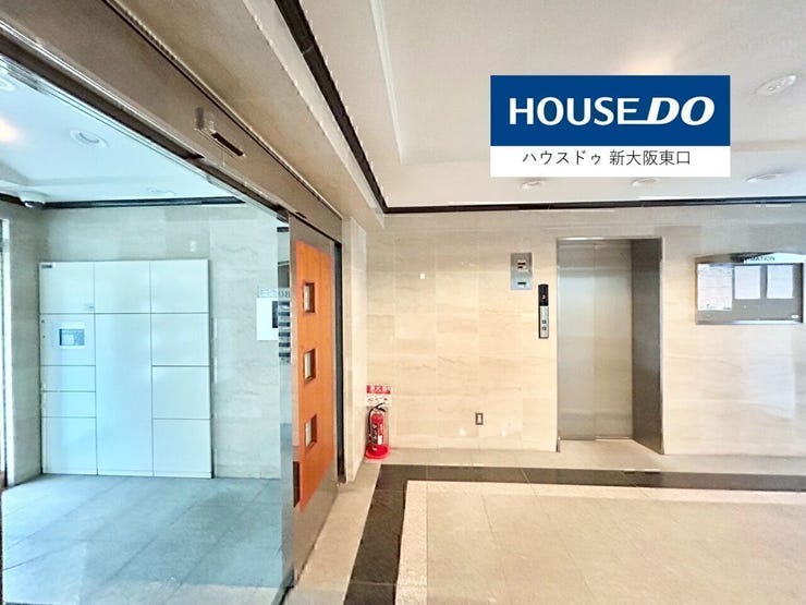 オートロックと宅配ボックスがあるエントランス