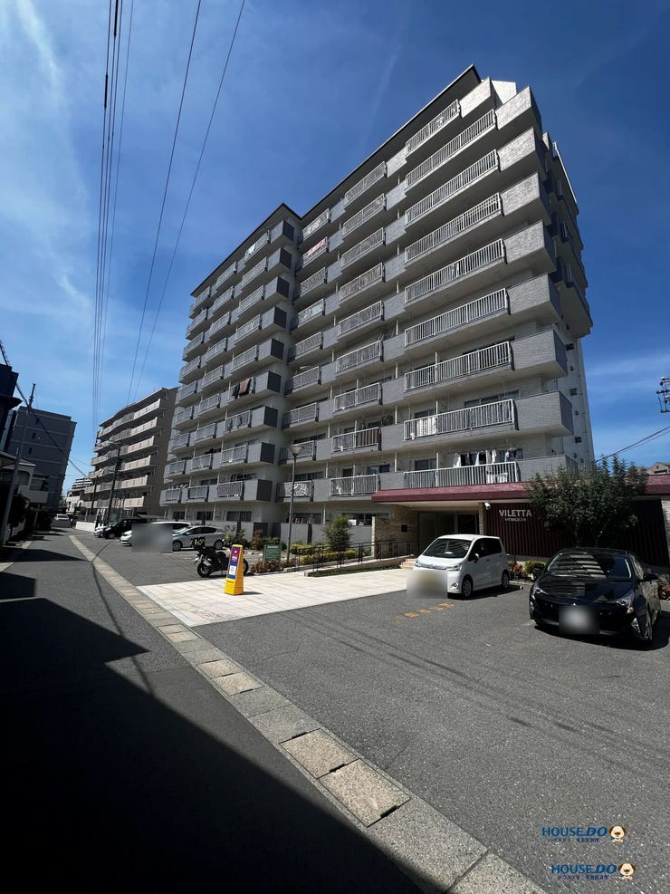 【外観】
百道一丁目は、教育施設・公園・図書館・海浜公園が身近に揃い、
実際に子育て世帯からの支持が非常に高いエリアです。