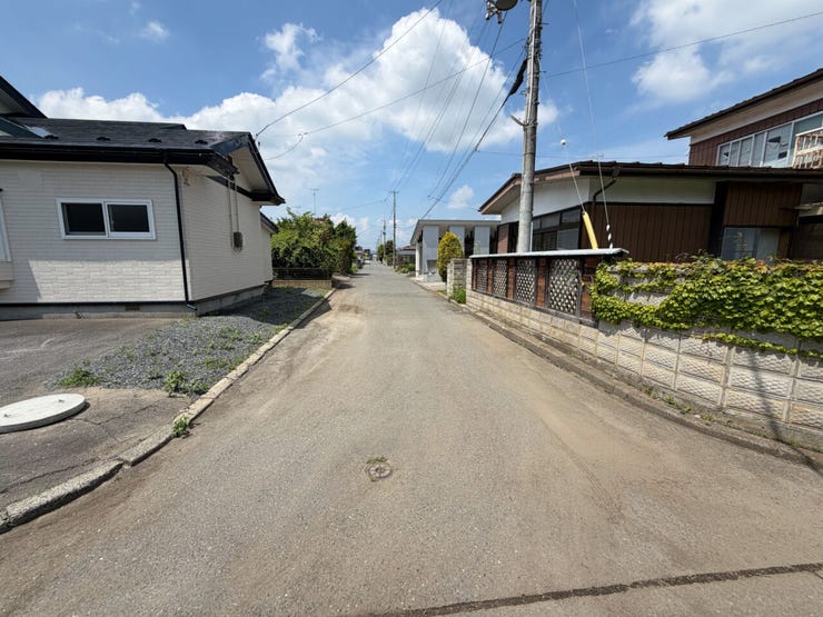 現地(2026年6月)撮影
◎現地案内予約受付中!◎
ご内覧をご希望の際は、ハウスドゥ 八戸市庁前までお気軽にお問い合わせくださいませ♪