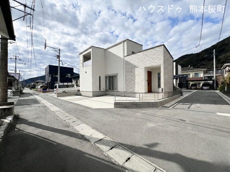 ■理想を叶える新しい暮らしの舞台■高いデザイン性と機能性を兼ね備えた住まい。ここで、家族の新しい物語が始まります。