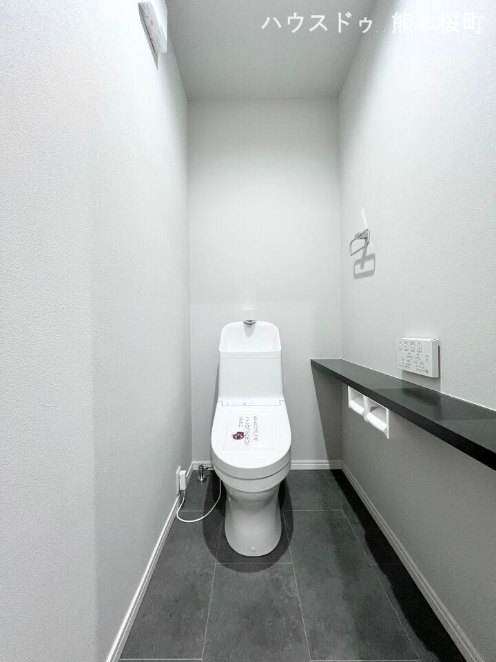 ■一人になれる安らぎの場所■清潔さと静けさを両立した空間。心落ち着くひとときを過ごせる、プライベートなレストルームです。