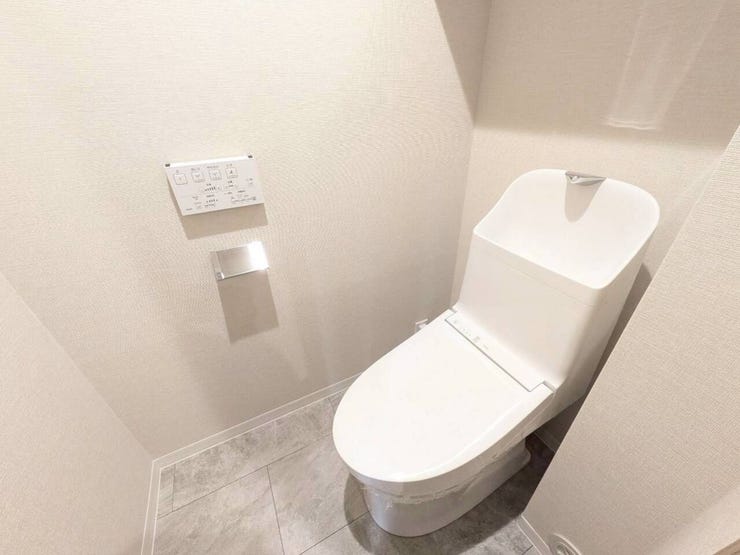 温水シャワー付きトイレ