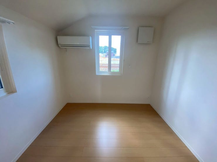 4.5帖の洋室です♪2面採光ですので明るいですよ♪