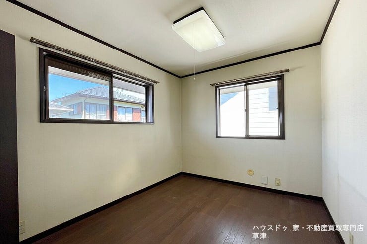 2箇所の窓で通風も良好。北側ならではの落ち着きがあり、寝室や書斎など幅広く使えます♪