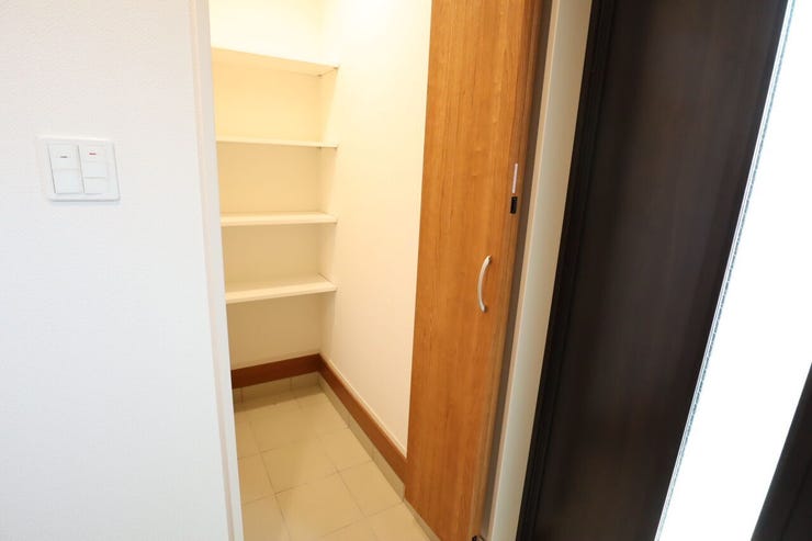 ◇土間収納◇ 同仕様
趣味の道具やベビーカーなども収納できます♪