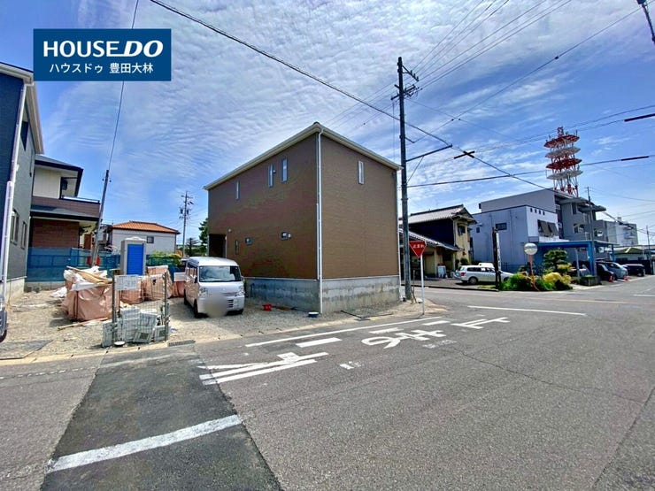 *寺部小学校・高橋中学校*
見るだけ聞くだけOK!【お気軽に資料請求!不動産のことならなんでも/ハウスドゥ豊田大林】