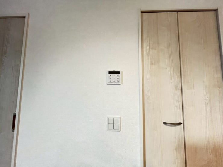 リビングからお風呂の設定が出来ます