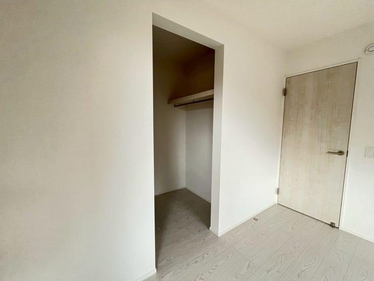 洋室③の収納スペースです