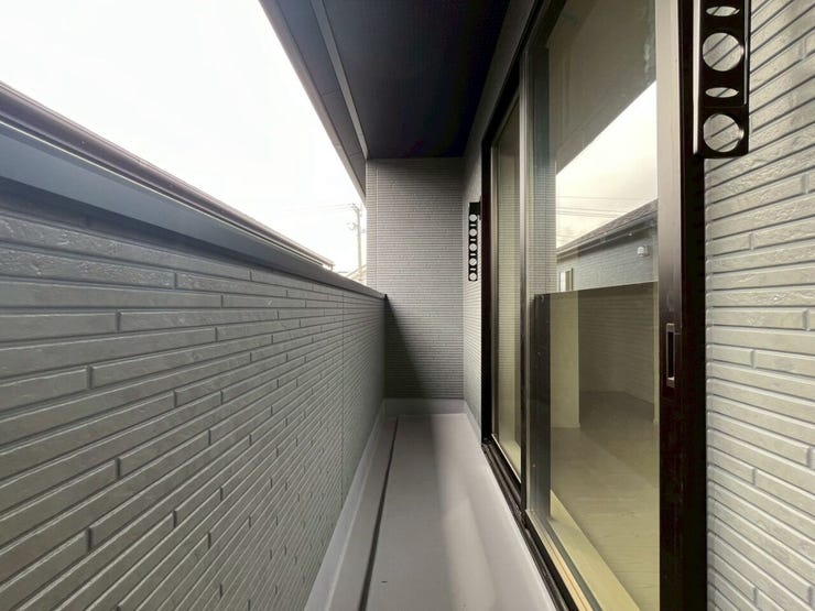 スッキリとしたバルコニーです