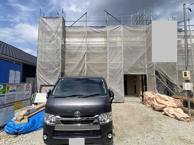 完成前の物件に限り、カラー選択やオプション工事 などのサービス特典が受けられる場合がございます。詳しくお知りになりたい方はお気軽にお問合せください。