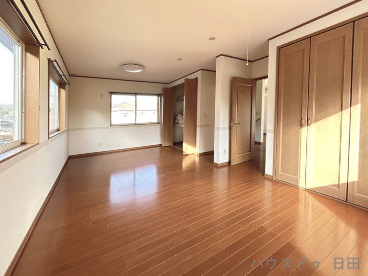 2F洋室A・B
※リフォーム工事着工前の状況