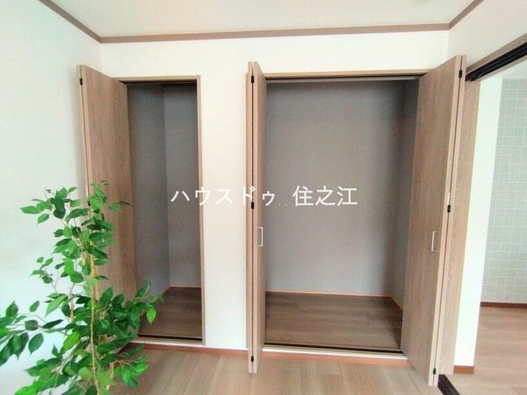 たっぷり収納ができる大型のCLございます