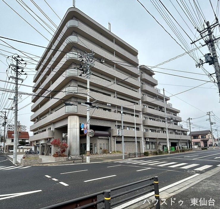 【外観】
2026年4月リノベーション完了予定!
小中学校徒歩11分圏内でお子様も通いやす♪