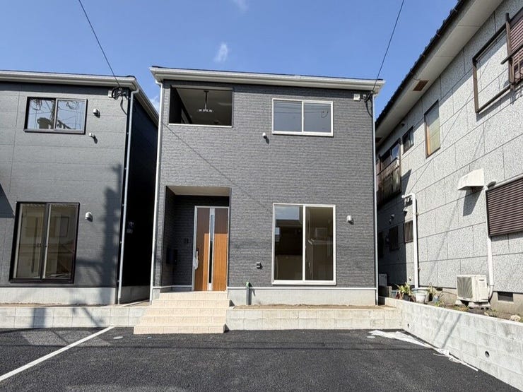 【外観】
人気の桜ヶ丘に3LDKの二階建てが登場!