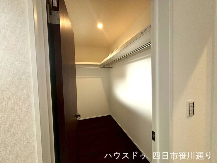 2階ウォークインクローゼット