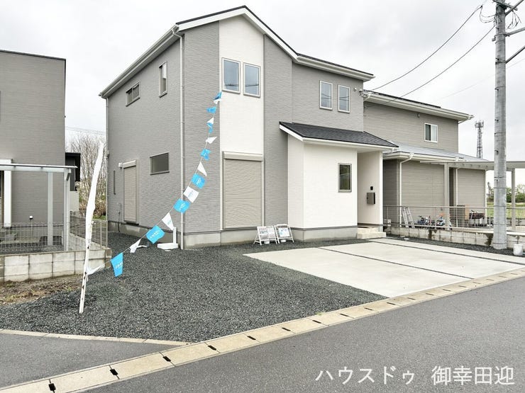 ■車と趣味の幅が広がる場所■単なる駐車スペースではない、洗車やタイヤ交換、DIYにも使える多目的な屋外スペースです。