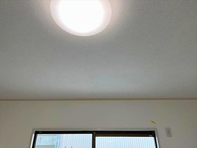 照明器具&換気かまちつき窓
(2026年6月15日 撮影)
