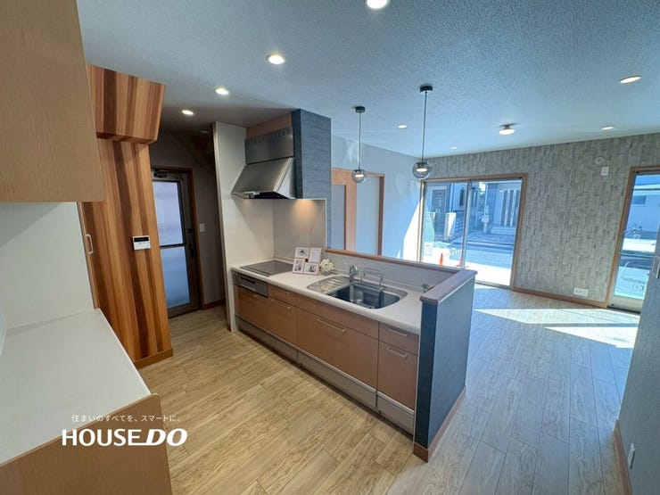 キッチンスペースにもゆとりがあります