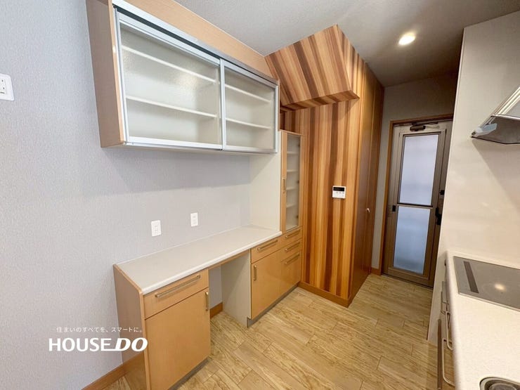 こちらにキッチン家電が並べられます