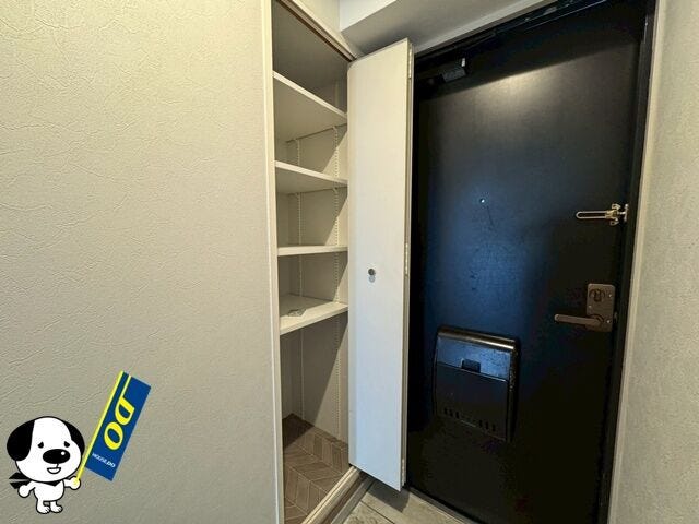 シューズボックスにご家族みんなの靴もスッキリ収納。