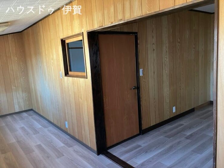 L字型に洋室とつながっています。間仕切りなし