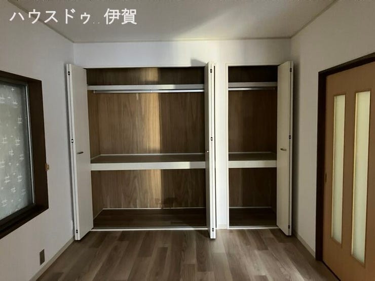 洋室の収納