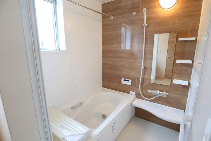 ◇浴室◇ 同仕様
一坪サイズの浴室で足が伸ばせて快適です♪
浴室暖房乾燥機付で、雨の日でも洗濯物が乾かせます♪