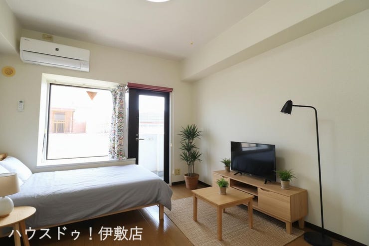 【洋室】
・平坦地×静かな環境で一人暮らし
※イメージにつき、家具、家電は価格に含まれません