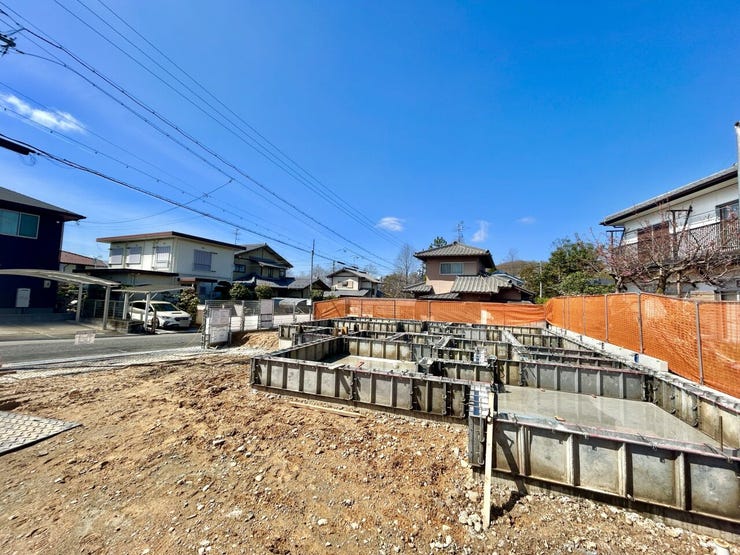 【外観写真】
◇外観写真◇
出来上がるお家は、17帖のLDKとなっています。家族が集まって食事をしたり、くつろいだりするのに十分な広さです。家族のコミュニケーションも取りやすく、家具のレイアウトもしやすいですね。