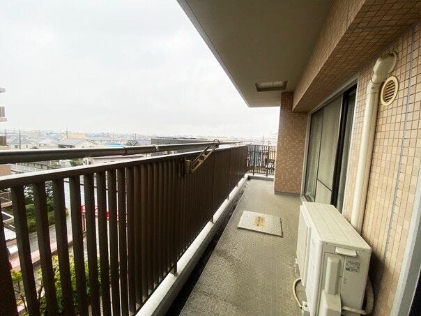 ◆南西角部屋
◆広々使えるL字型バルコニー
◆眺望良好