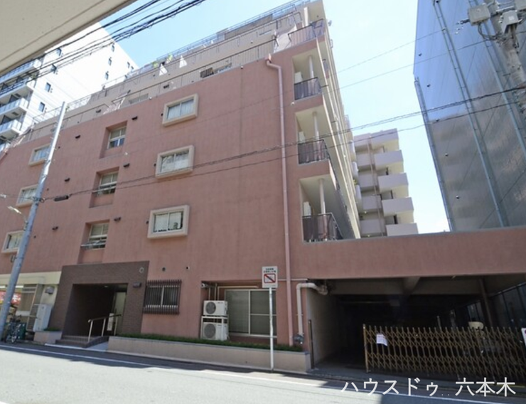 【外観】
・蒲田駅徒歩3分の好立地
・3路線利用可能
・生活施設徒歩5分圏内