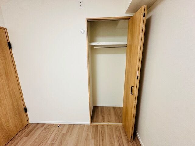 洋室3.7帖 クローゼット