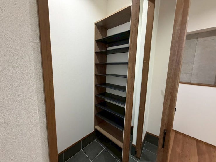 玄関収納