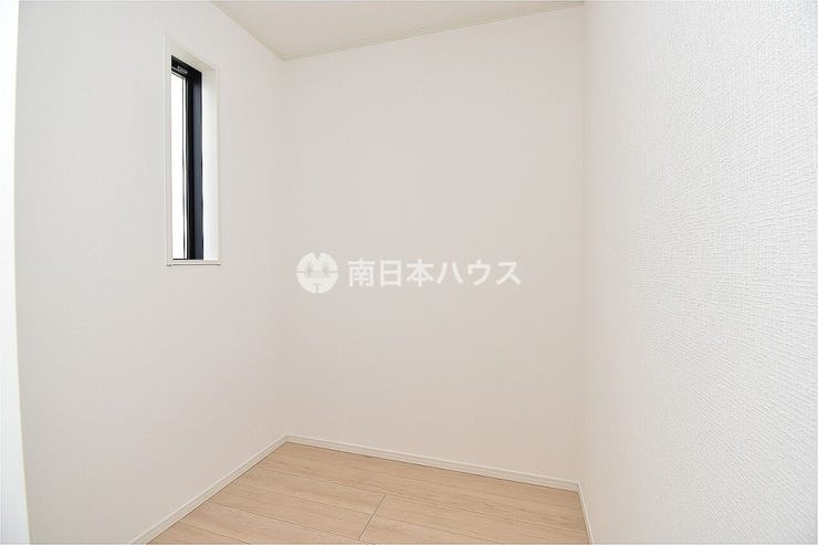 多目的にご利用いただける納戸スペース