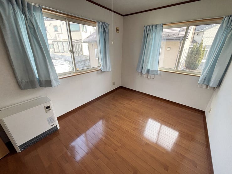 室内(2026年3月)撮影
◎本日案内可能◎
全居室6帖以上お子様のお部屋としても十分な広さ!