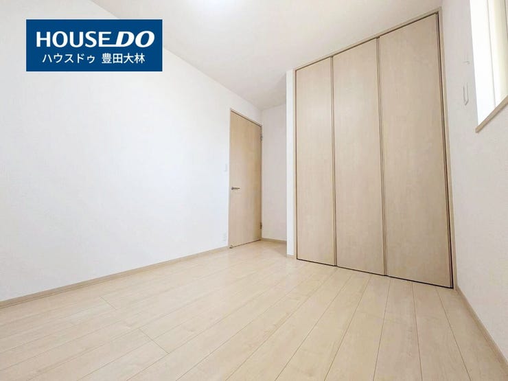 *挙母小学校・崇化館中学校*
見るだけ聞くだけOK!【お気軽に資料請求!不動産のことならなんでも/ハウスドゥ豊田大林】