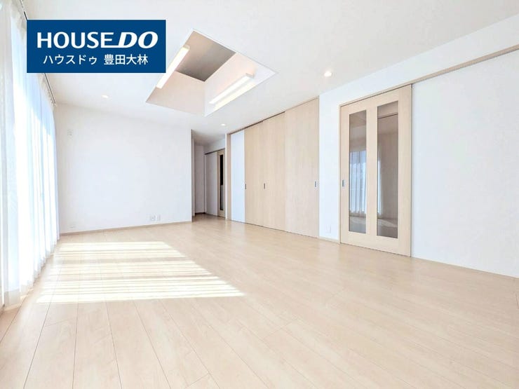 *挙母小学校・崇化館中学校*
見るだけ聞くだけOK!【お気軽に資料請求!不動産のことならなんでも/ハウスドゥ豊田大林】